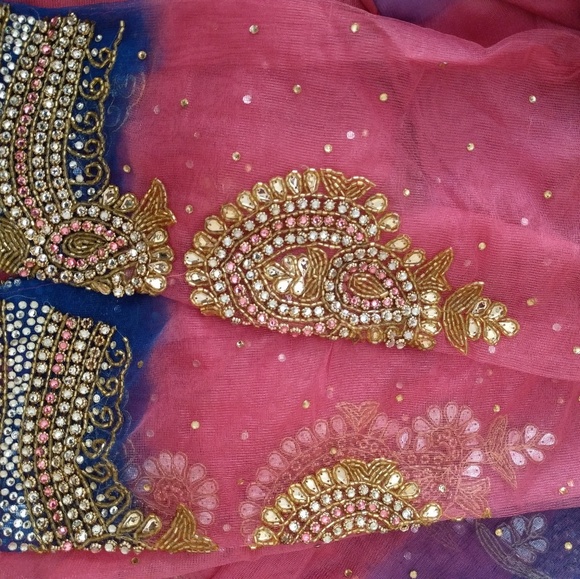 Indian Bollywood  heavy stone work sari - Picture 6 of 7